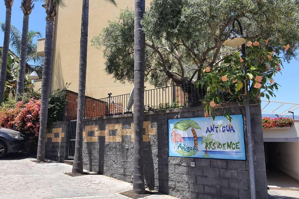 Sicilia, Mansarda Le Due Terrazze Mascali Exterior foto